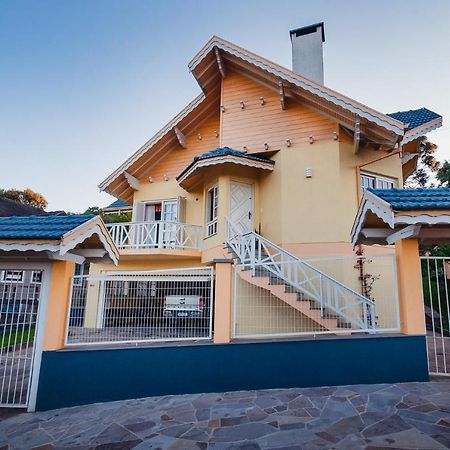 Casa Ampla Com Comodos Confortaveis กรามาโด ภายนอก รูปภาพ